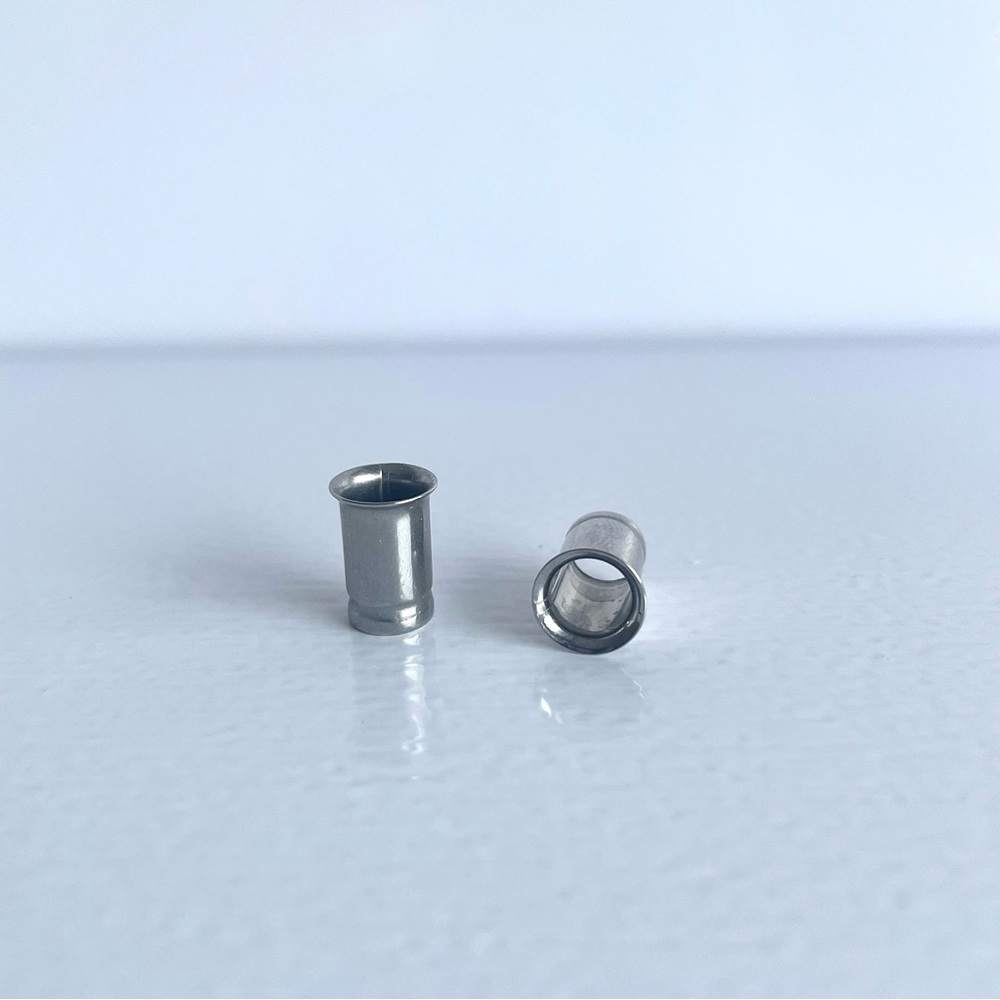 Single Flare Stainless Steel Tunnel Gauge Plugs - 1ga